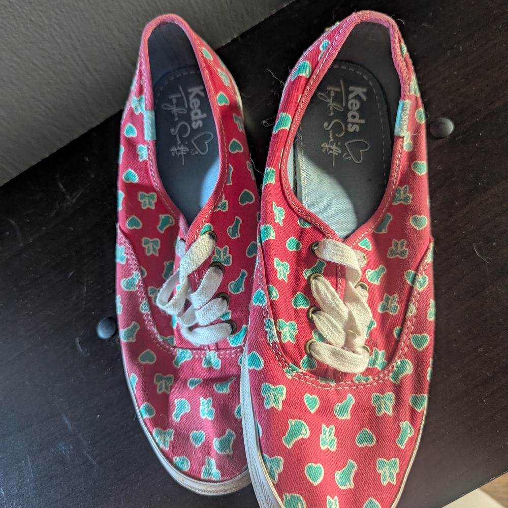 Keds Kids Red Sneakers with Heart Pattern